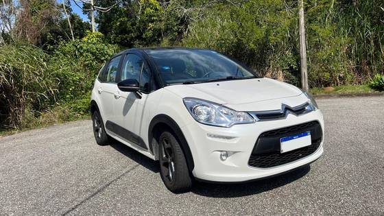 CITROËN C3 1.6 VTI 120 FLEX 100 ANOS EAT6 CITROËN C3 1.6 VTI 120 FLEX 100 ANOS EAT6